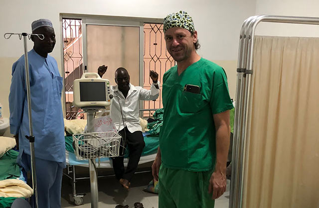Prof. Dr Kirchhoff in Gambia